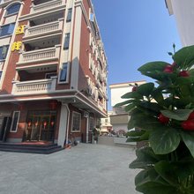 新兴红栈民宿(六祖大道店)