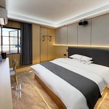 澜庭美宿(广州北京路步行街公园前地铁站店)
