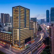 星程酒店(重庆杨家坪步行街万象城店)