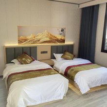 玉露山居