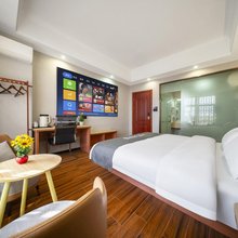 乐享.轻智能影音美宿(长乐国际机场店)