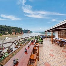 江山胜景·云端观佛酒店(乐山上中顺美食街店)