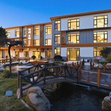 南湖云栖·LakeView｜临湖庭院度假美墅(南湾湖风景区店)