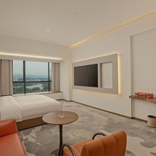 肆喜民宿(贺州爱莲湖麒麟广场店)