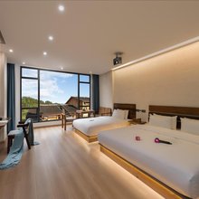 不舍村坞·自然意象·现代原木秘境美宿(荔波大小七孔景区东门店)