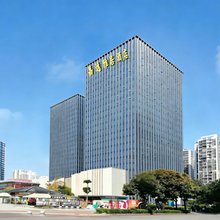 嘉逸雅居酒店(窑埠古镇城中万达店)