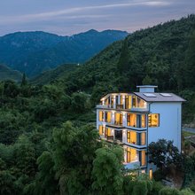 盛夏·SUMMER·180°观景私汤设计师溯溪美宿(安吉云上草原店)
