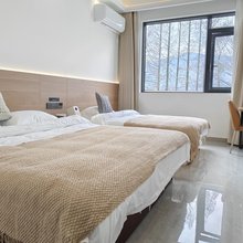 昕辰民宿(齐云山景区店)