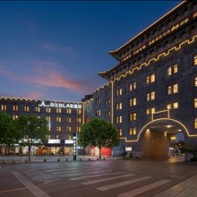 朵兰达LAB酒店(洛阳洛邑古城丽景门十字街店)