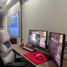 光影里轻奢电竞酒店(季华园地铁站店)