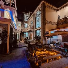 大理·秋洱漫丨TheBeautyofTheEast设计师民宿(洱海生态廊道店)
