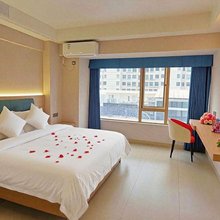 君港酒店(南昌向塘鹿港星城店)