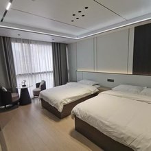 钱苑后院