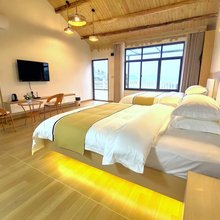 众山小舍·View 设计师度假人文美宿(黄果树瀑布景区店)
