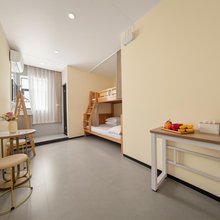 德云客居旅馆(清湖北地铁站店)