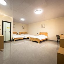 栖渡桥畔民宿