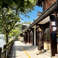 滨汐民宿(都江堰景区店)