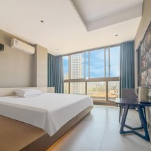 喜舍影院公寓(宁德万达广场南岸公园店)