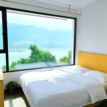 烟雨江畔民宿(奉节店)