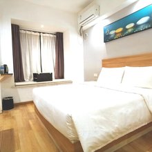 阆城屹度假公寓(嘉陵江落下闳大剧院店)