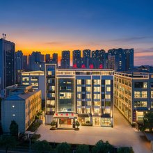 信丰城北大酒店(信丰站店)