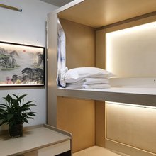 星哥平价青旅(灵芝地铁站店)