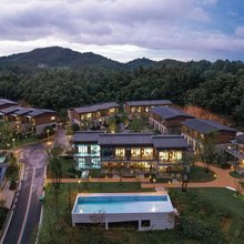 信阳市里罗·沐野民宿(南湾沐风谷店)