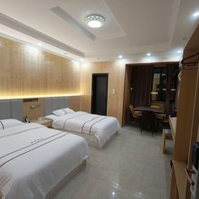 百里杜鹃鑫福客栈