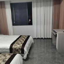 馨悦漫居(百里杜鹃景区店)