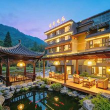 闲亭晓筑酒店(青城山景区店)