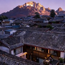八臻·Lijiang Travel·禅茶围炉美学民宿(丽江古城木府店)