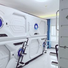 安逸太空舱男生青年旅舍(沈阳站太原街店)
