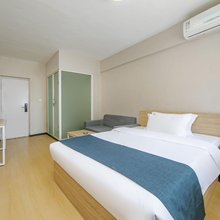 福州四季雅宿(奥体演唱会·台屿地铁店)