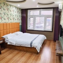 自由空间精品宾馆(青冈县第一中学店)