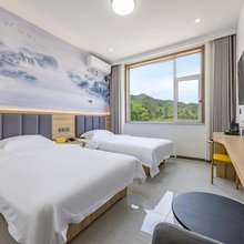 平诚酒店(太行水镇易水湖店)