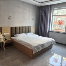 泽与辰宾馆