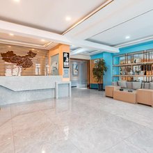 玉都商务宾馆(扎兰屯火车站步行街店)