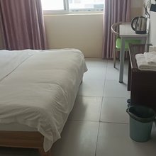 家港宾馆(新郑高坡岩经贸学院店)