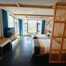 弥勒溪桥.山水.民宿(金辰时代广场文昌宫店)