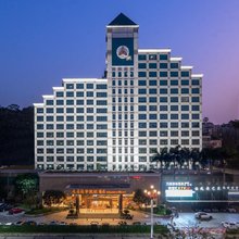 东莞凤岗名冠金凯悦酒店(凤岗中心沃尔玛店)