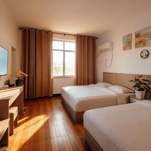 港湾宾馆(弦高西湖凼文旅街区店)