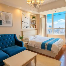 Cloud top 霁云上·海景美宿(大连东港商务区中山广场地铁站店)