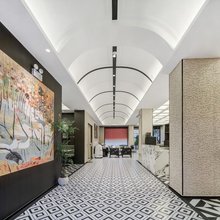 SKY·半岛假日酒店(珠海情侣中路万象汇店)