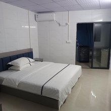 新品公寓(中山东凤同安市场店)
