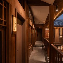 院中院·墨林·咖饮随心·供氧度假庭院(丽江古城忠义市场店)