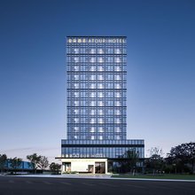 无锡江南大学长广溪地铁站亚朵酒店