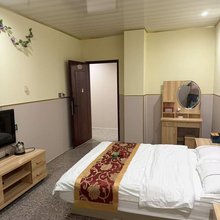 鸿运旺电梯客栈