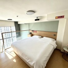 恒阳LOFT民宿(衡水高铁北站店)
