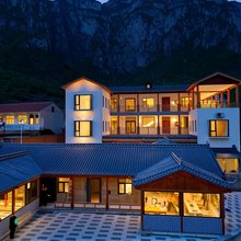 云水间·180°环山观景亲子度假民宿(大峡谷镇店)