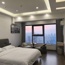 悦时光民宿(萍乡火车站润达国际店)